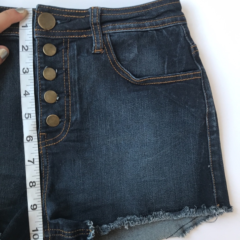 Button Fly‎ High Rise Shorts - Picture 3 of 6